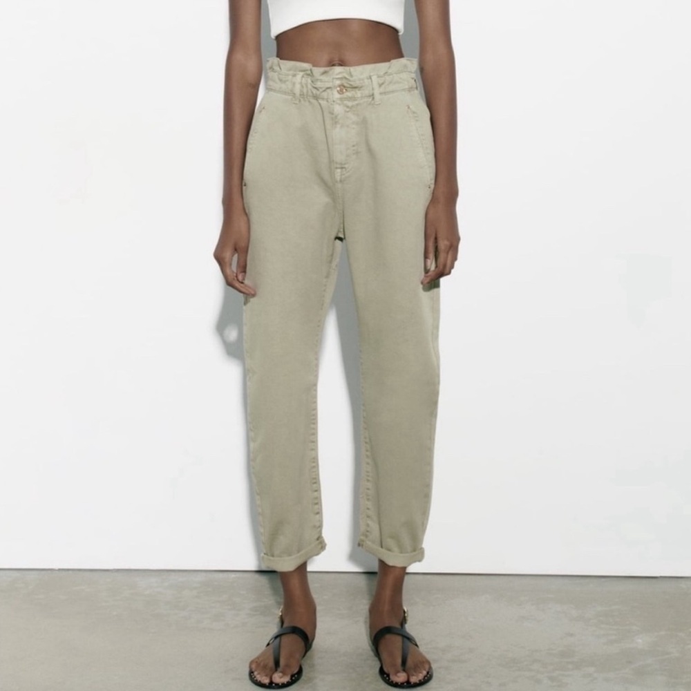 Zara High-Waisted barrel style crop jeans casual boho minimalist coastal